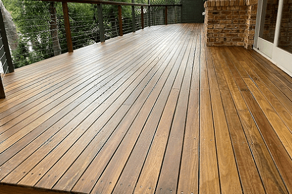 deck staining and polishing